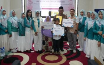 Sambut Ramadhan 1446 H, PIKK PLN UID Sumut dan YBM PLN salurkan Bantuan Ketahanan Ekonomi dan Mushaf Qur’an di Padang Sidimpuan