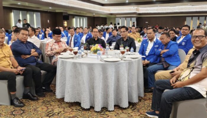 Ketum Sopo Atrestorasi Bersatu Bersama Walikota Medan Rico Hadiri Pelantikan GAMKI Medan