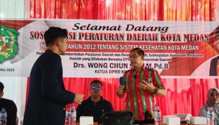Wong Ingatkan Warga Laksanakan Pola Hidup Sehat dan Jauhi Rokok Saat Sosperda No.4 Tahun 2012