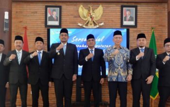 Serahkan SK Pengawas Perumda Tirtanadi, Bobby Minta Optimalkan Layanan