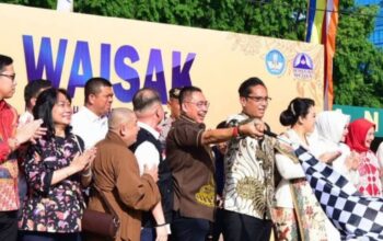 Ketua DPRD Bersama Walikota Medan Lepas Pawai Waisak 2025