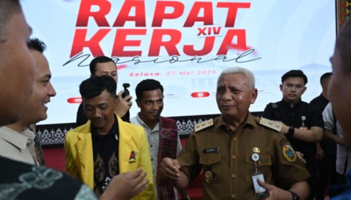 Surya Sampaikan Harapan Saat Buka Rakernas BEMNUS XIV 2025