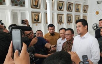 Bobby dan Masinton Semobil Dari Aceh ke Medan
