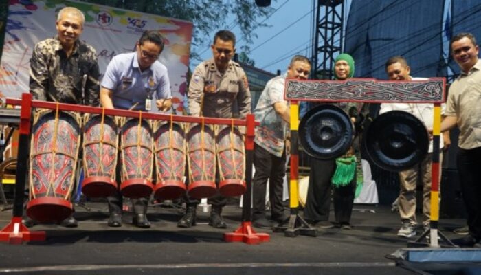 Rico Waas Buka Pesta Seni Medan 2025