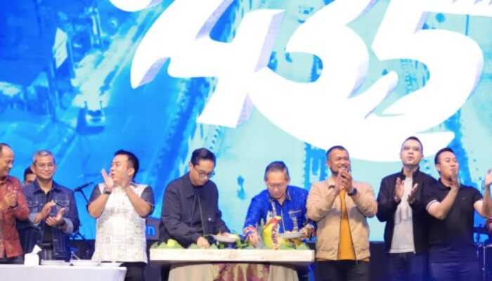 Rico, Wong, Armada Band Bernyanyi Bersama Hibur Warga Medan