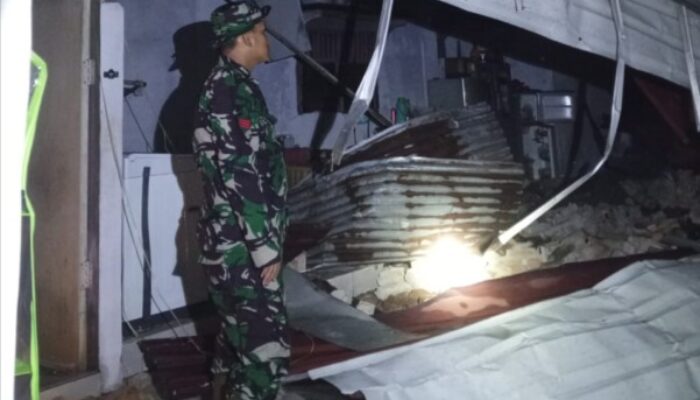 Babinsa Kodim DS Langsung Kelokasi Lima Desa Terdampak Angin Putingbeliung