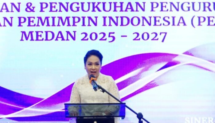 Kukuhkan Pengurus Perpina Kota Medan, Ini Harapan Airin Rico Waas