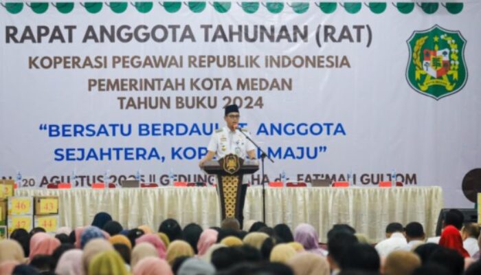 Pesan Rico Waas Saat Buka RAT KPRI Pemko Medan