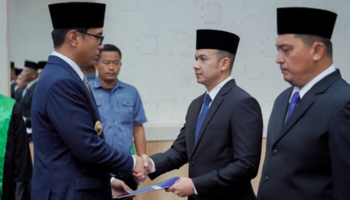 Pesan Walikota Medan Saat Lantik 9 Pejabat Pimpinan Tinggi Pratama