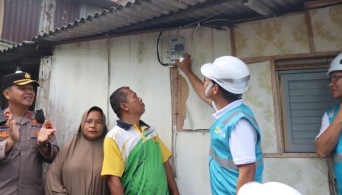 Kado HUT RI ke-80, 95 Keluarga di Sumut Kini Miliki Akses Listrik Sendiri