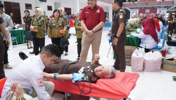 Kejatisu Gelar Donor Darah Dalam Rangka HUT Kejaksaan RI Ke-80