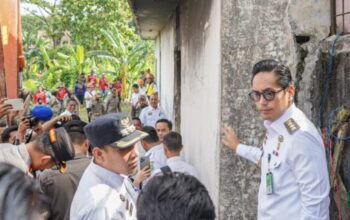 Rico Pimpin Pembongkaran Bangunan Kosong Sarang Narkoba di Medan Selayang