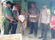 Danramil Bersama Forkopimca Dolok Masihul Berikan Bantuan Korban Bencana Alam