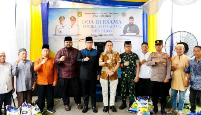 Rico Bersama Wong Hadiri Acara Doa Bersama di Kantor FKUB