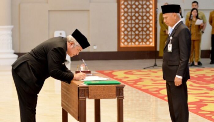 Pesan Wagubsu Saat Lantik Pejabat Pimpinan Tinggi Pratama dan Administrator