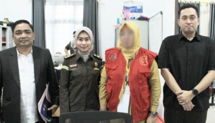 Kejari Belawan Tahan Kepala SMAN 16 Medan Terkait Dugaan Korupsi Dana BOS Rugikan 826 Juta