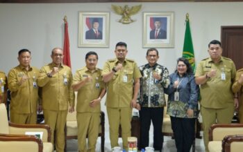 Raih Predikat UHC Prioritas, Bobby Minta Layanan UHC Optimal Diterima Masyarakat