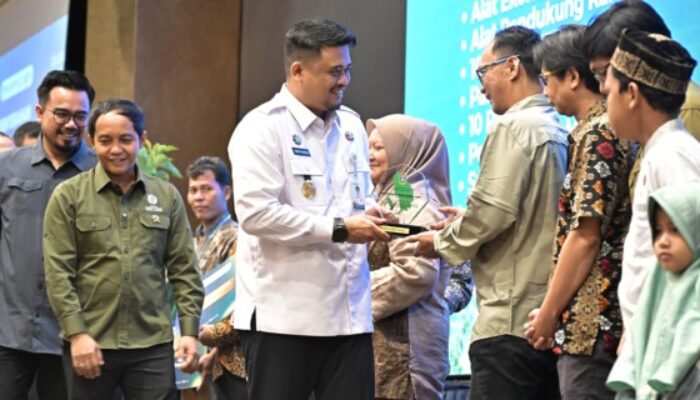 Bobby Apresiasi Petani Hutan Dalam Pelestarian Alam Sumut