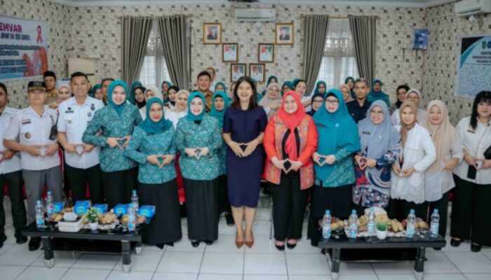 Kahiyang Ayu Apresiasi Inovasi PKK Medan Maimun