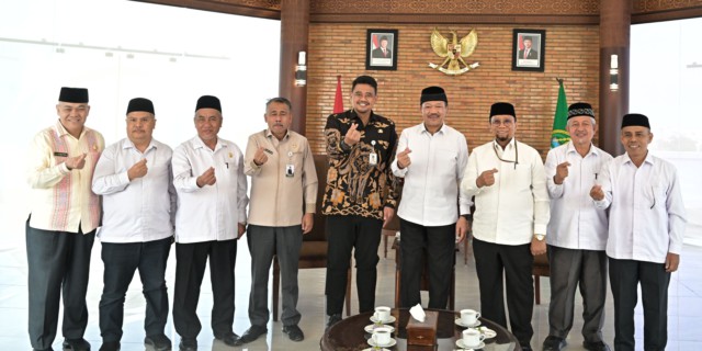 Teks : Gubernur Sumut Bobby Nasution menerima kunjungan Kepala Baznas RI Noor Achmad di Kantor Gubernur Sumut, Jalan Diponegoro Medan.(ist)