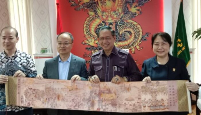 Ketua DPRD Medan Wongchunen Sambut Kedatangan Konjen RRC
