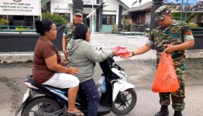 Babinsa Pantai Cermin Gerakan Jumat ‘Sejuta’