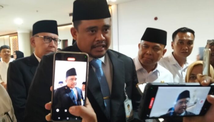 Gubsu Lantik 177 Pejabat Eselon III dan IV