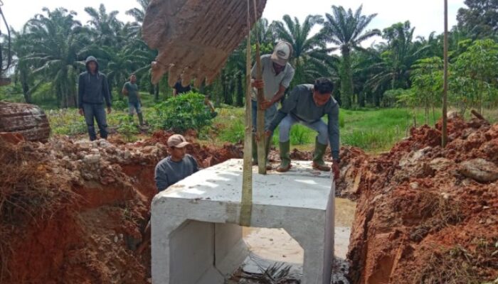 Satgas TMMD Kodim 0204/DS Tuntaskan Pemasangan Box Culvert Titik Ketiga Ukuran 60×60