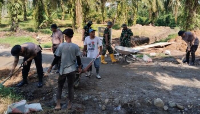 Gotong Royong TMMD Memastikan Jalan Desa Siap Untuk Mobilitas Tinggi