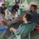 Babinsa Sertu MZ Nasution TMMD Kodim 0204/DS Perkuat Kemanunggalan Lewat Komsos