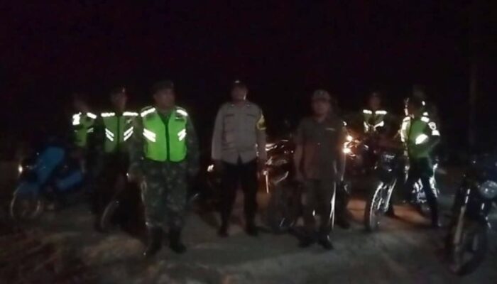 Kodim DS Gelar Patroli Dalam Wujudkan Rasa Nyaman di Tengah Warga