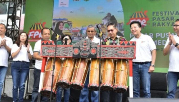 Ketua DPRD Medan Hadiri Pembukaan Festival Pasar Rakyat 2025