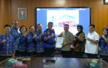 Edwin Pimpin Rapat Pansus Finalisasi Ranperda Pencegahan dan Penanggulan Kebakaran