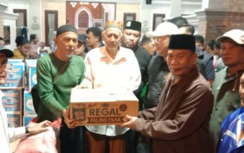 Wakil Ketua DPR dan Komisi VIII Tinjau Lokasi Pengungsian Banjir di Medan