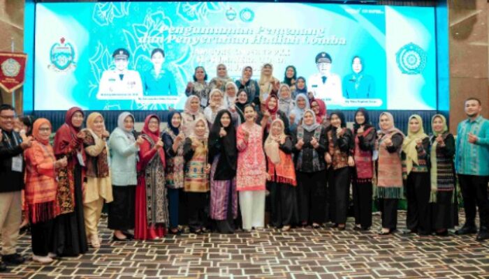 Kahiyang Ayu Tutup Jambore PKK Sumut 2025