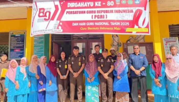 Kejari Dharmasraya Dampingi Tiga SD dalam Penguatan Tata Kelola Pendidikan