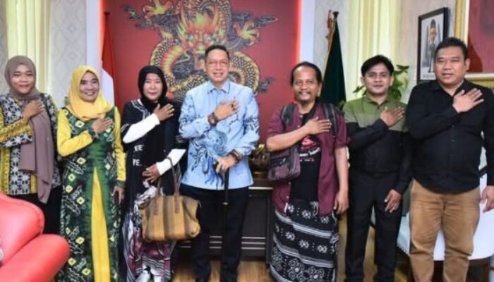 Wong Terima Audiensi Panitia Muswil RAPI dan Komunitas Seni