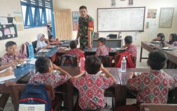 Babinsa Kodim DS Dampingi Program MBG di Desa Muliorejo