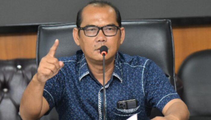 Antonius Terima Keluhan Warga Soal Cello Sky Pool Hotel De Paris