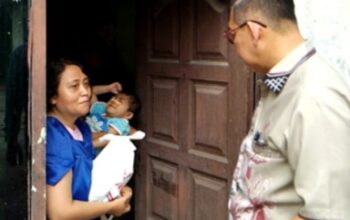 Sambut Imlek, Wong Kunjungi Anak Stunting dan Salurkan Bantuan