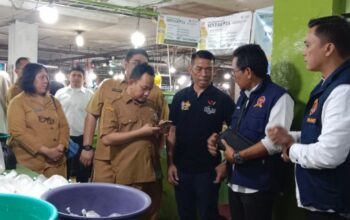Sidak Pasar Petisah: Harga Ayam Turun, KPPU Pastikan Stok Sembako di Medan Aman Jelang Lebaran