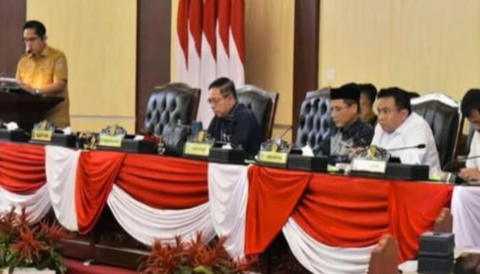 Rico Sampaikan LKPJ 2025 di Paripurna DPRD Medan