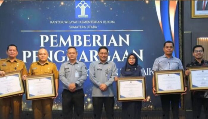 DPRD Medan Raih Penghargaan Terbaik I E-Report JDIHN Sumut