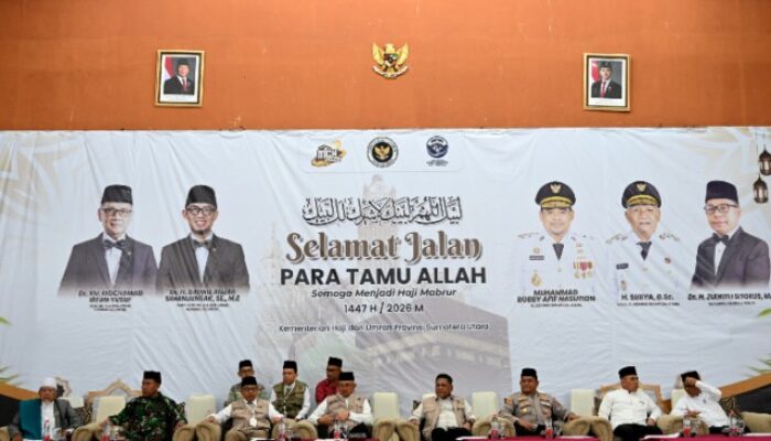 Sekda Sumut Lepas Kloter 1 Haji, Pesan Jemaah Jaga Nama Baik Daerah