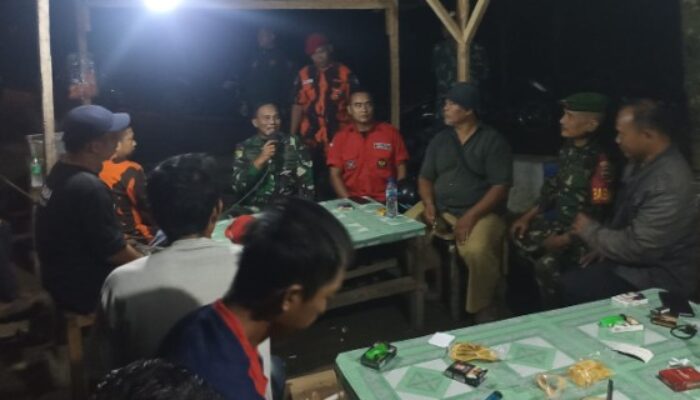 Danramil STM Hulu Pimpin Patroli Siskamling di Dua Desa