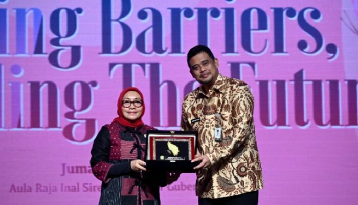 Bobby Dorong Perempuan Seimbangkan Peran Domestik dan Publik