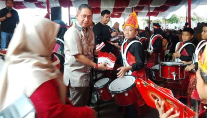 Sosperda Ketua DPRD Medan Dimeriahkan Drumband Sekolah