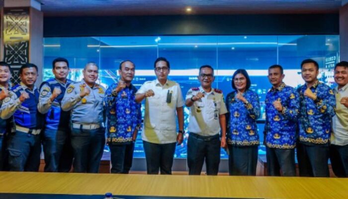 Rico Kerahkan Drone dan Body Cam Berantas Parkir Liar Medan