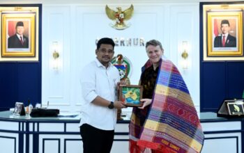 Terima Dubes Australia Rod Brazier, Bobby Nasution Dorong Perluasan Kerja Sama Sumut