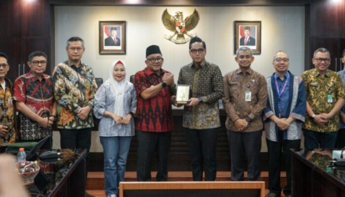 Rico Kenalkan QRESTO ke Tanjungpinang, Pajak Restoran Langsung Masuk Kas Daerah